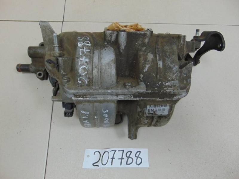 Коллектор впускной Opel Zafira (A) 1999-2005 Коллектор впускной Opel Zafira (A) 1999-2005