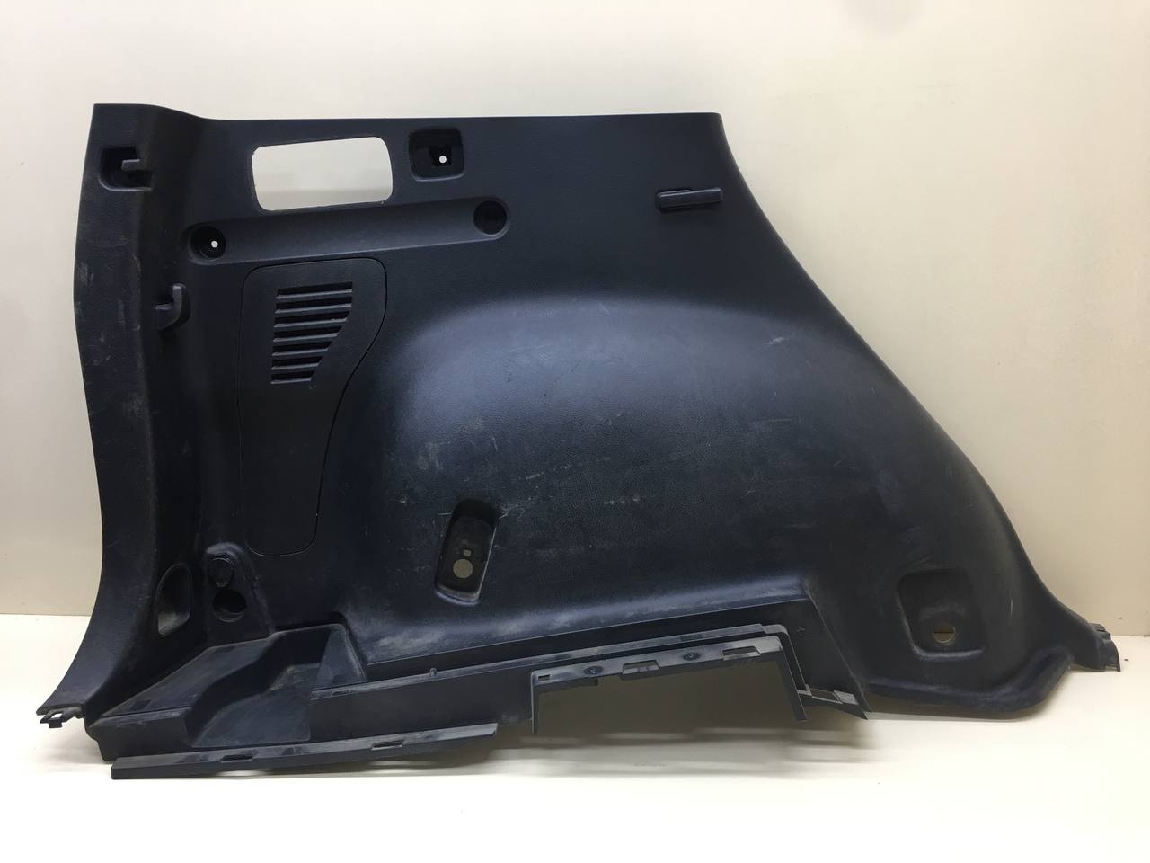 Обшивка багажника Toyota Rav 4 (A30) 2006-2013