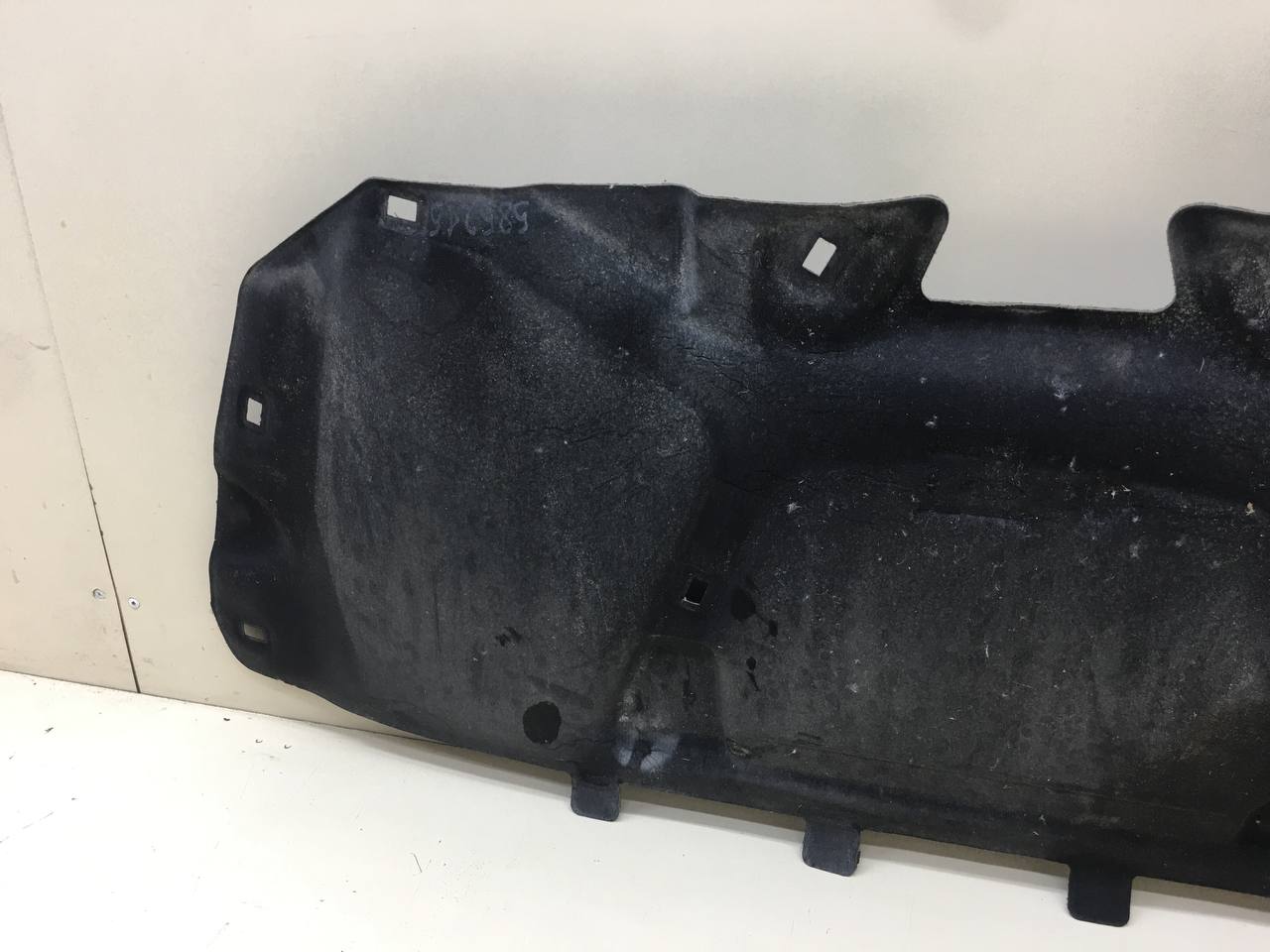 Шумоизоляция капота Ford Focus 3 2011>