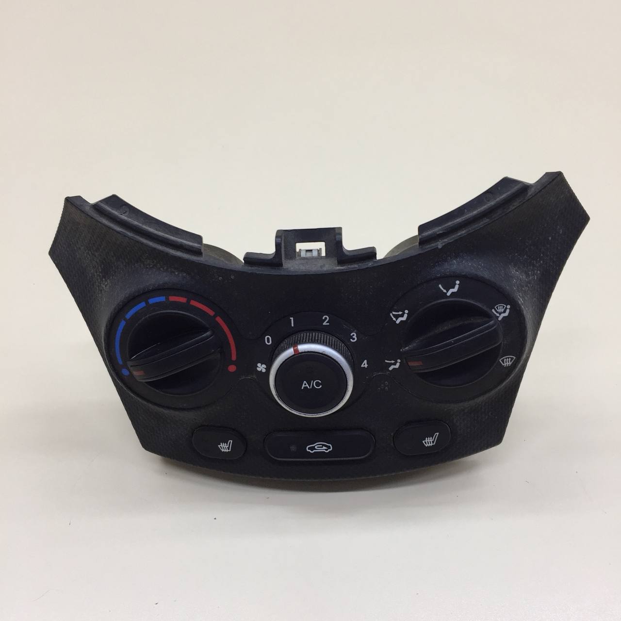 Блок управления отопителем Hyundai Solaris (RB) 2010-2017