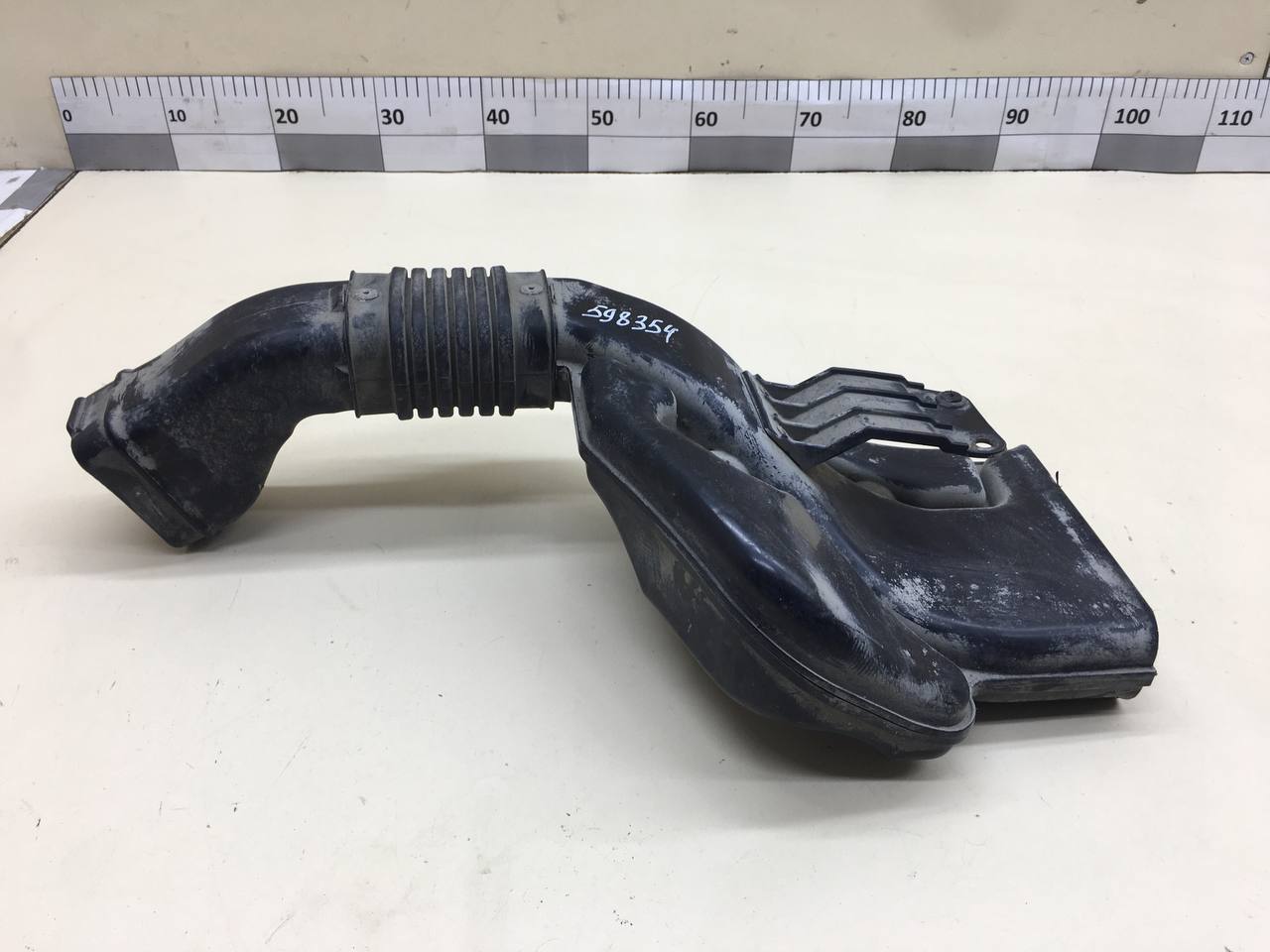 Воздухозаборник (внутри) Mitsubishi ASX (GA) 2010>