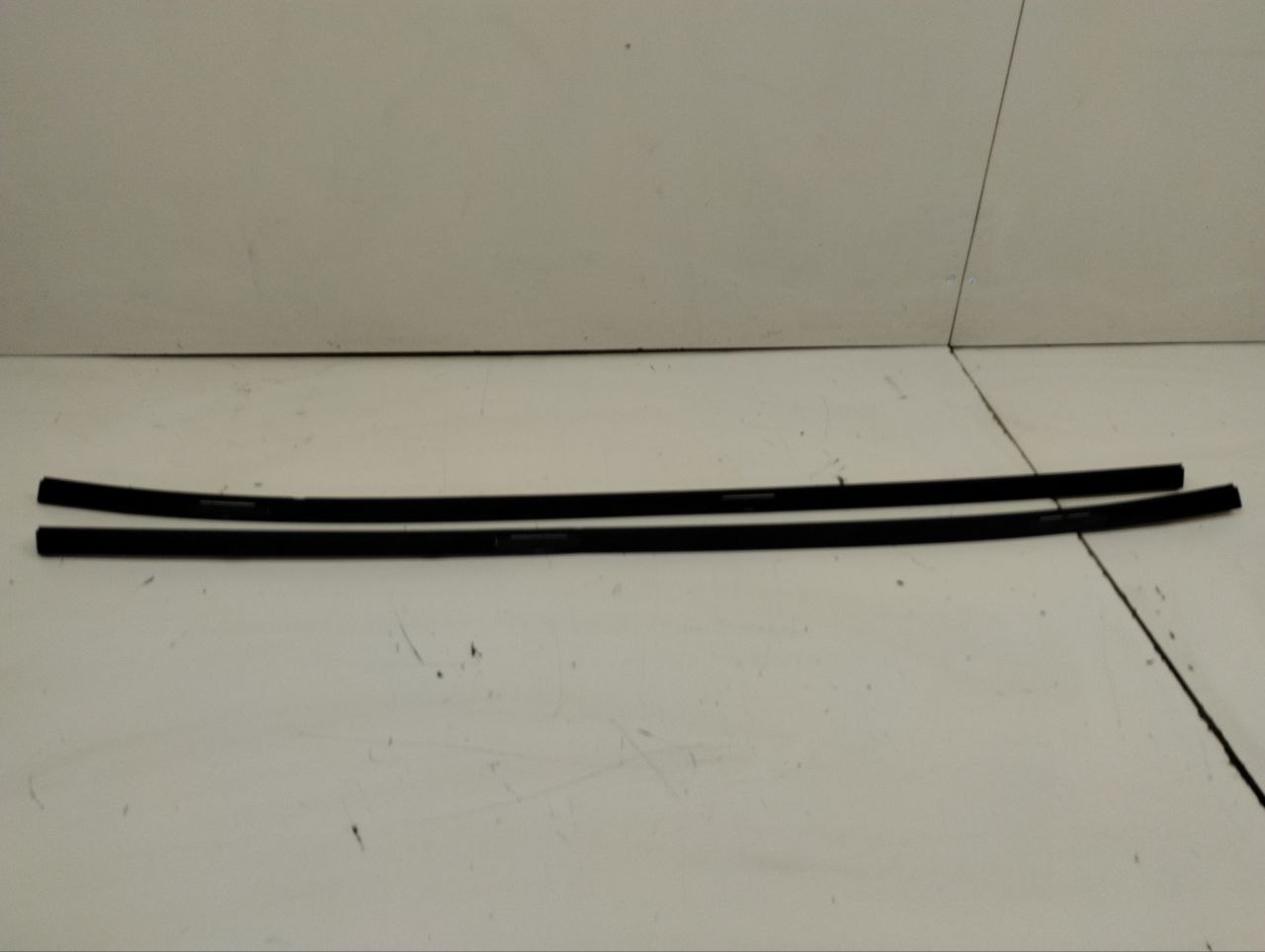 Молдинг крыши правый Peugeot 308 2007>