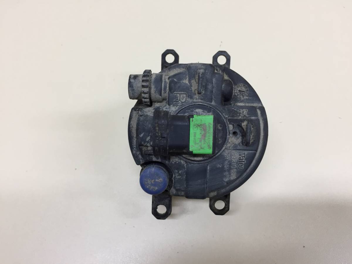 Фара противотуманная правая Toyota Camry (V40) 2006-2011