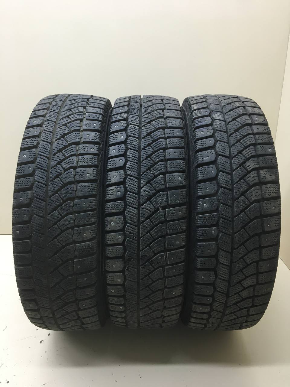 Шины R15 Зимние шипованные Viatti Brina Nordico Шины R15 Зимние шипованные Viatti Brina Nordico