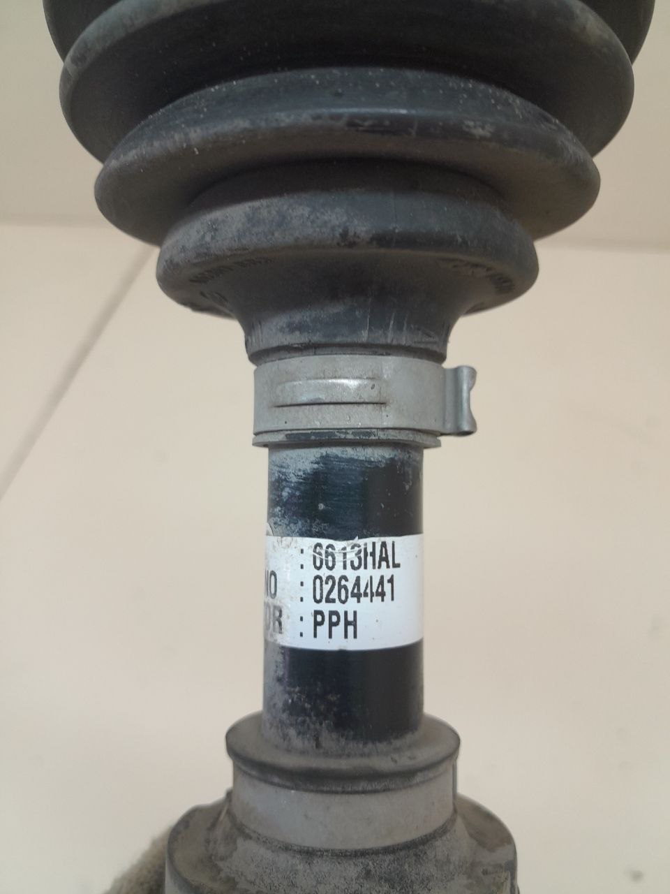 Полуось передняя левая Nissan Almera Classic (B10) 2006-2013