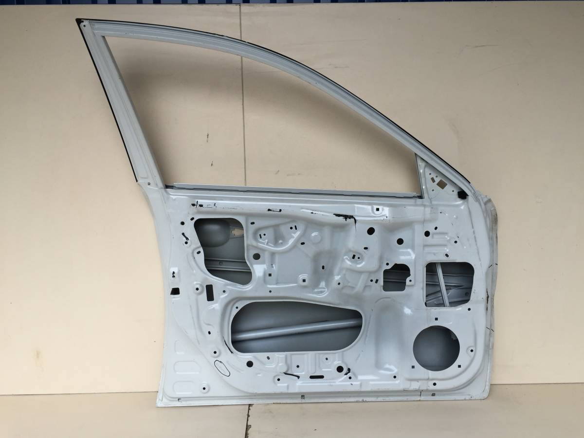 Дверь передняя левая Subaru Impreza (G12) 2007-2012