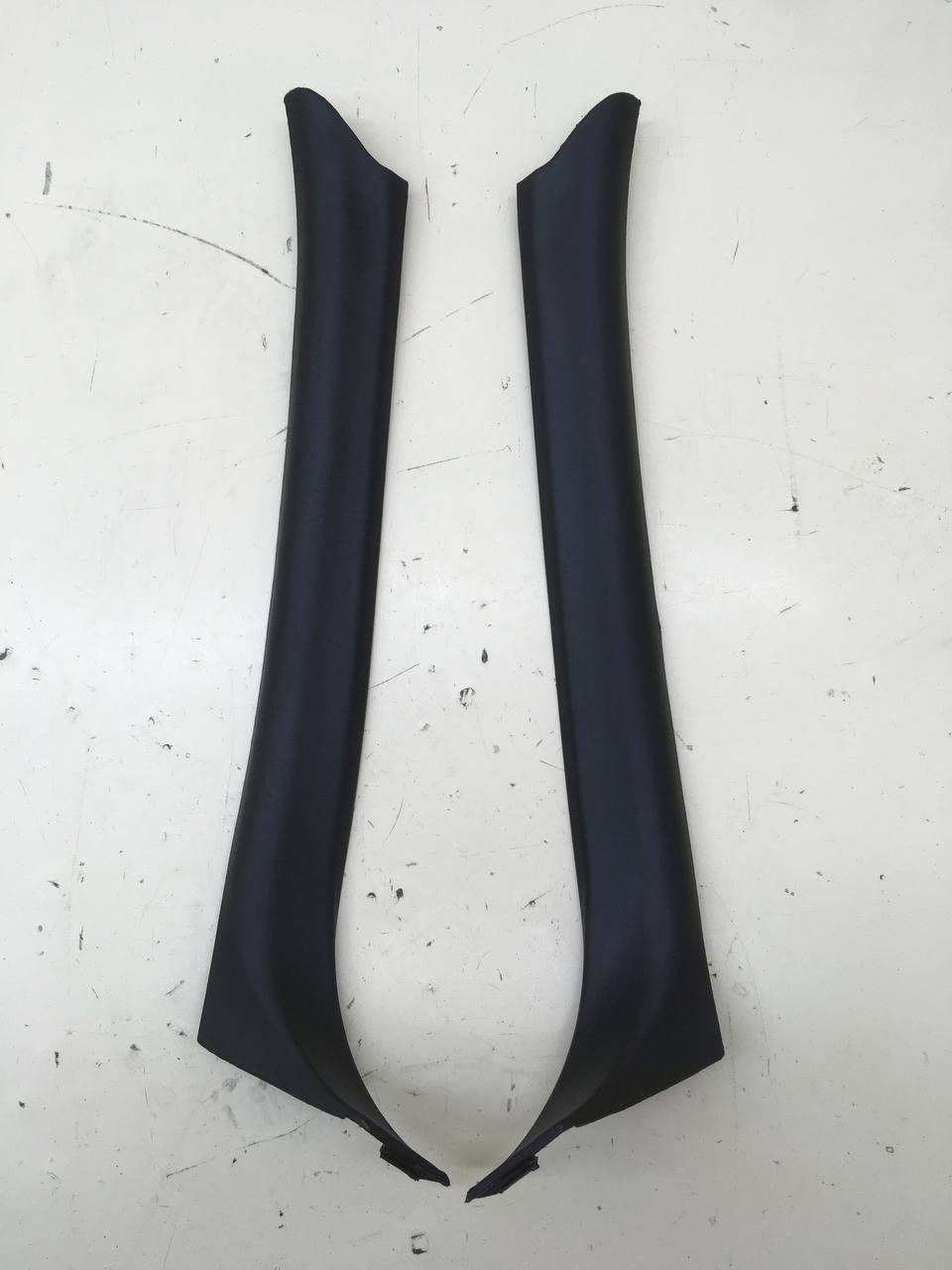 Обшивка стойки Chevrolet Niva 2009-2020