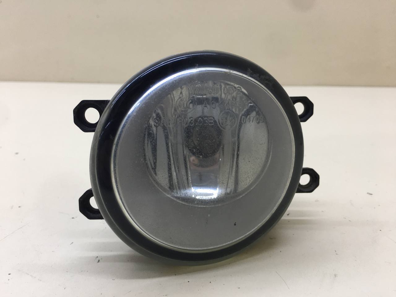 Фара противотуманная левая Toyota Auris (E150) 2006-2012