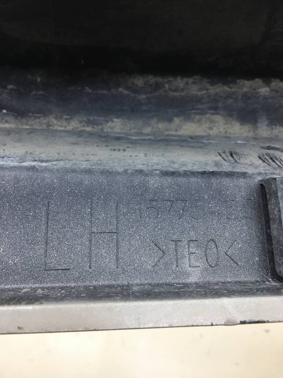 Накладка на порог (наружная) Cadillac STS 2004-2011