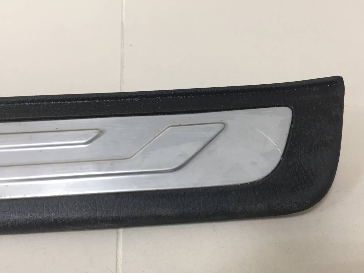 Накладка порога (внутренняя) Kia Sorento (XM) 2009-2021