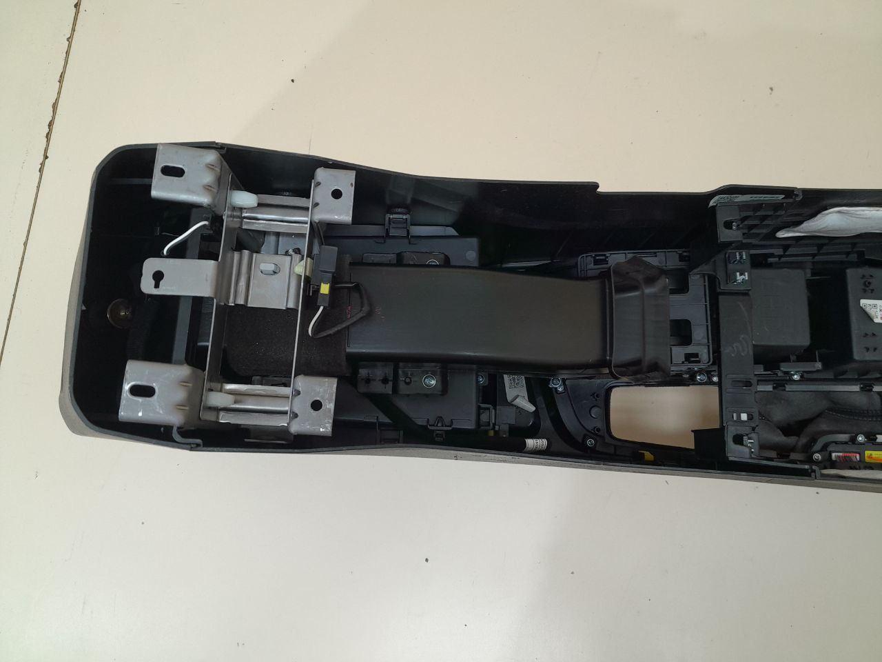 Консоль центральная Hyundai Sonata 7 (LF) 2017-2019