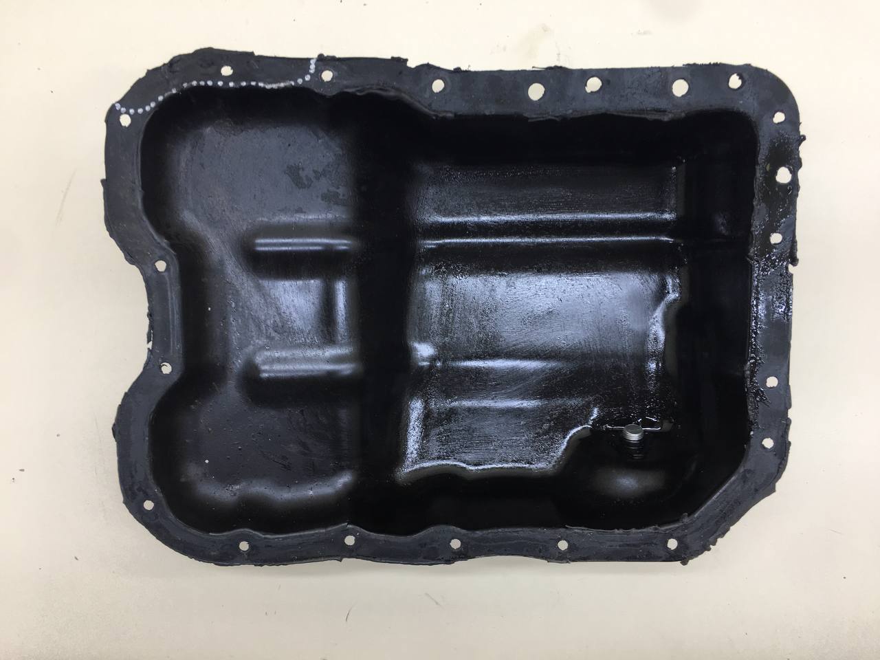 Поддон масляный двигателя Mitsubishi Outlander XL (CW) 2006-2012 Поддон масляный двигателя Mitsubishi Outlander XL (CW) 2006-2012