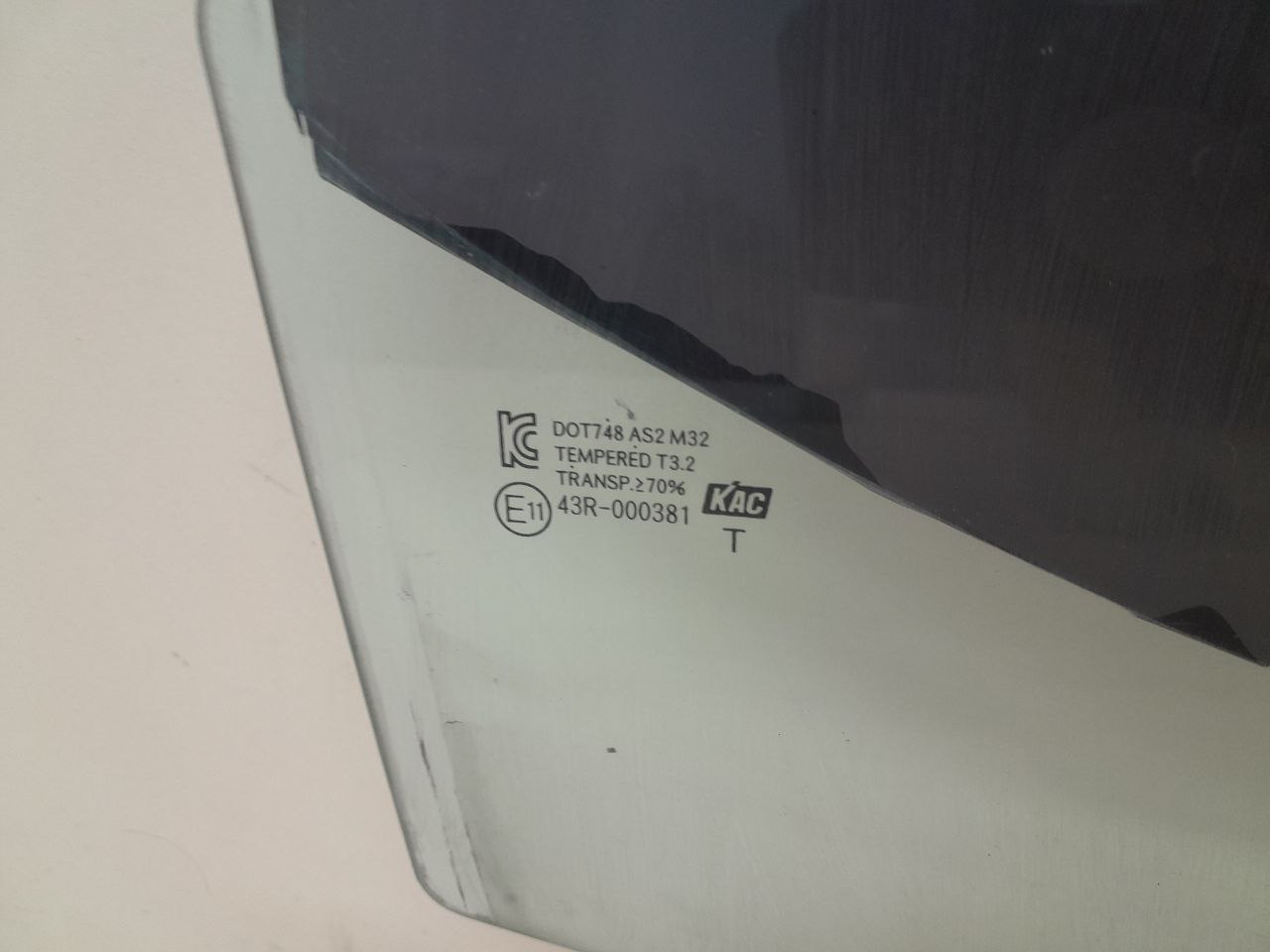 Стекло двери задней правой Hyundai Solaris (RB) 2010-2017