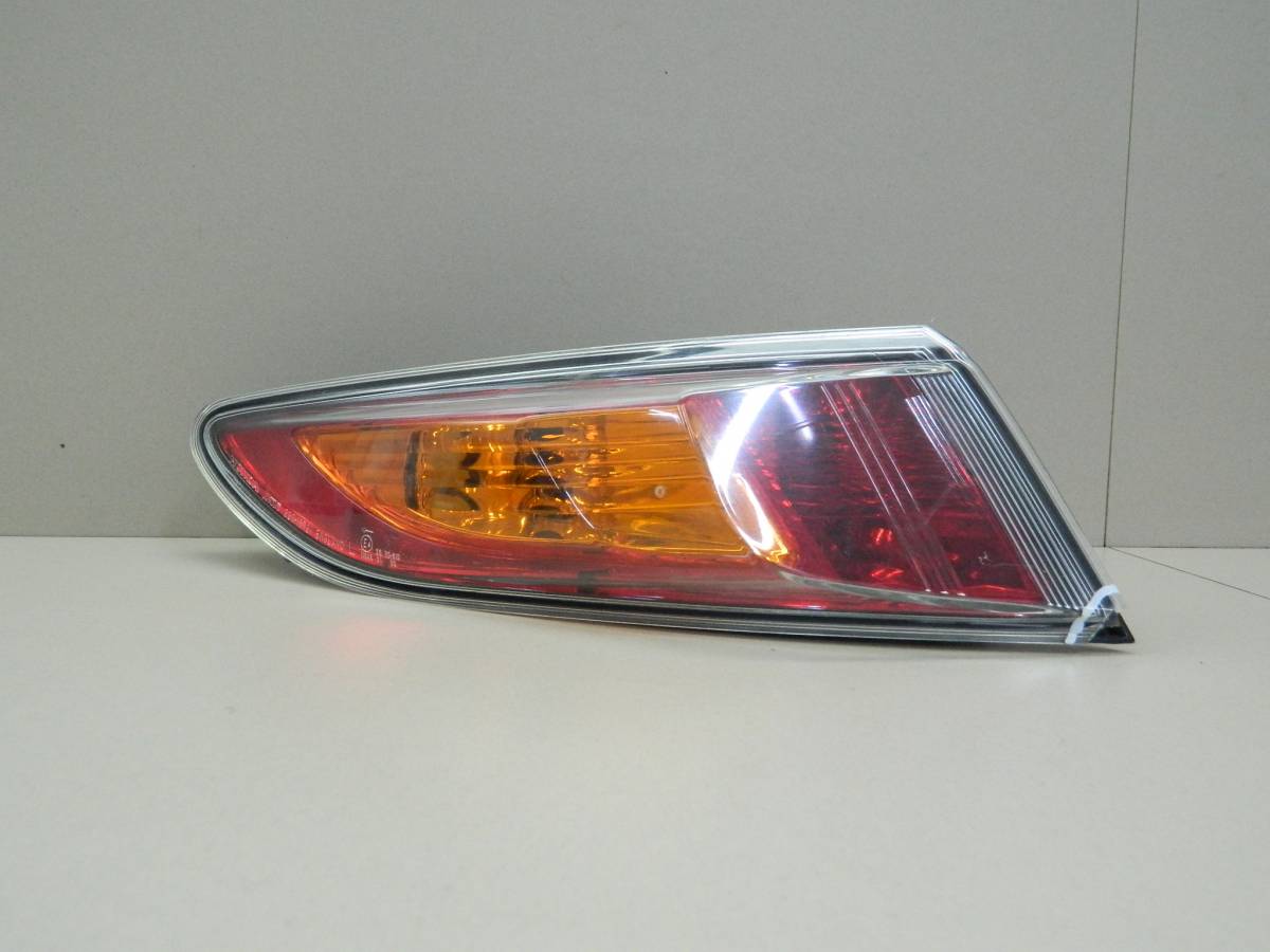 Фонарь задний наружный левый Honda Civic 5D 2006-2012
