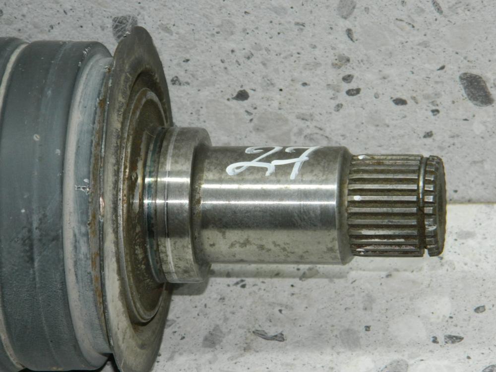 Полуось задняя левая Mercedes-Benz C-Class (W204) 2007-2014