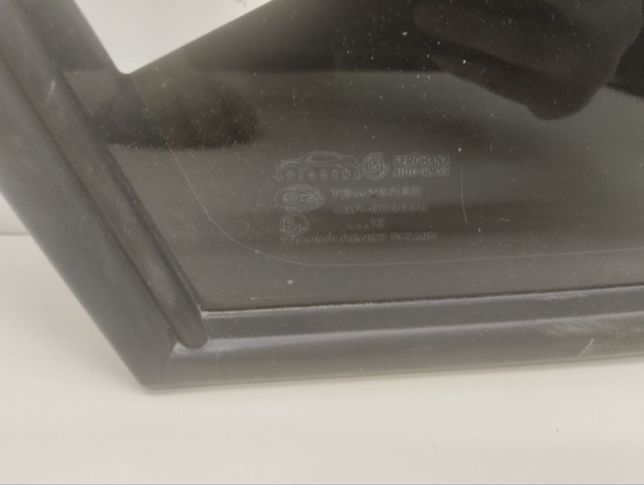 Стекло кузовное глухое левое Daewoo Nexia (N150) 2008-2016