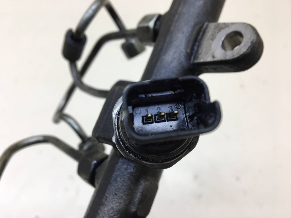 Рейка топливная (рампа) Renault Duster (HSA, HSM) 2012>