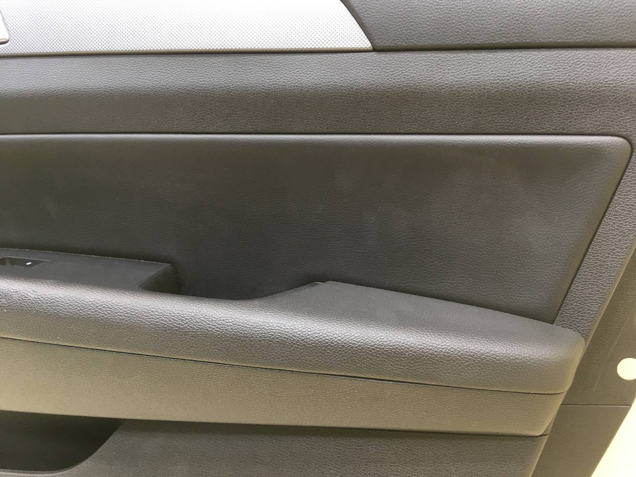 Обшивка двери передней правой Hyundai Sonata 7 (LF) 2017-2019 Обшивка двери передней правой Hyundai Sonata 7 (LF) 2017-2019