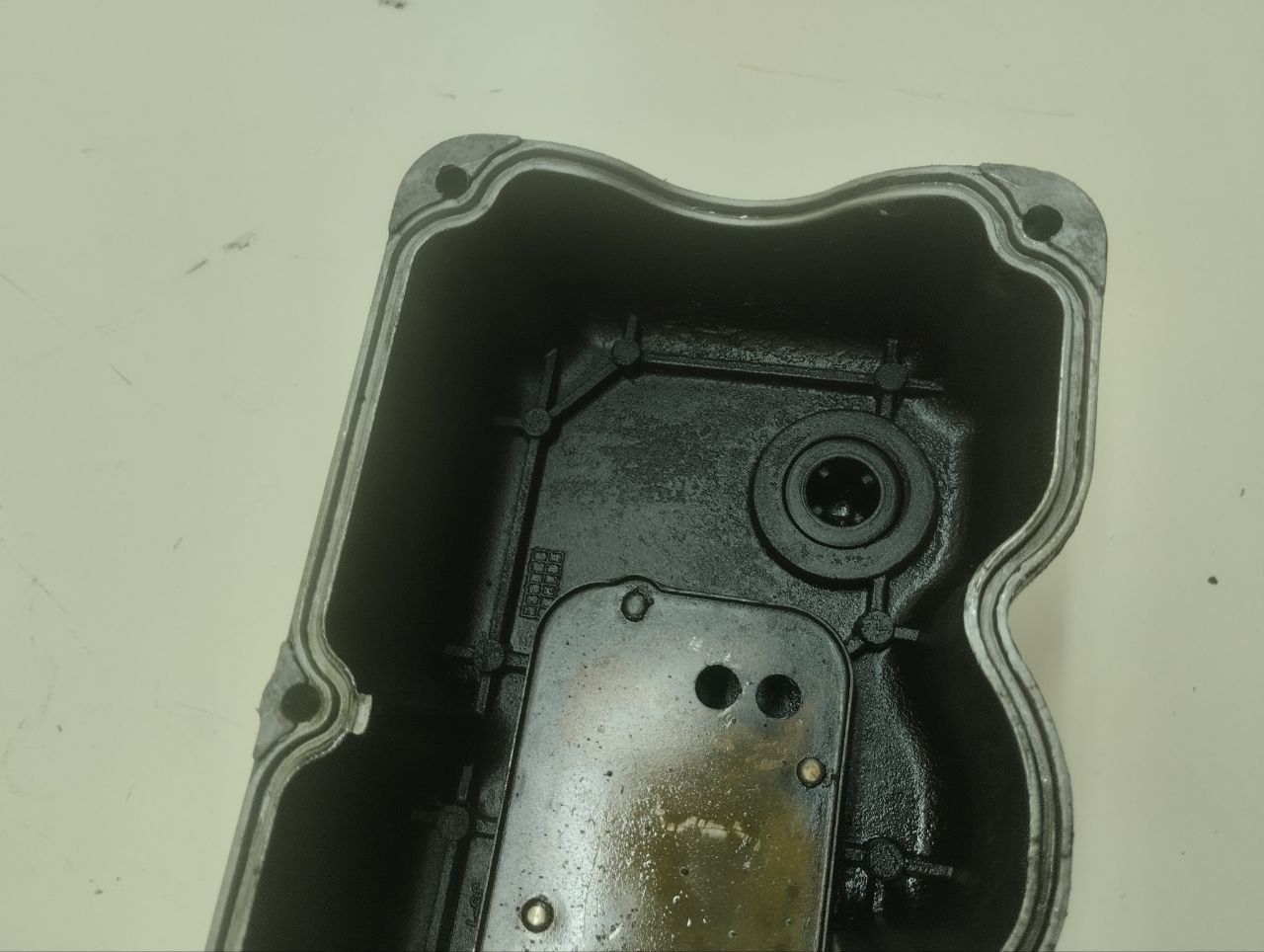 Крышка головки блока (клапанная) Chevrolet Aveo T250 2005-2011