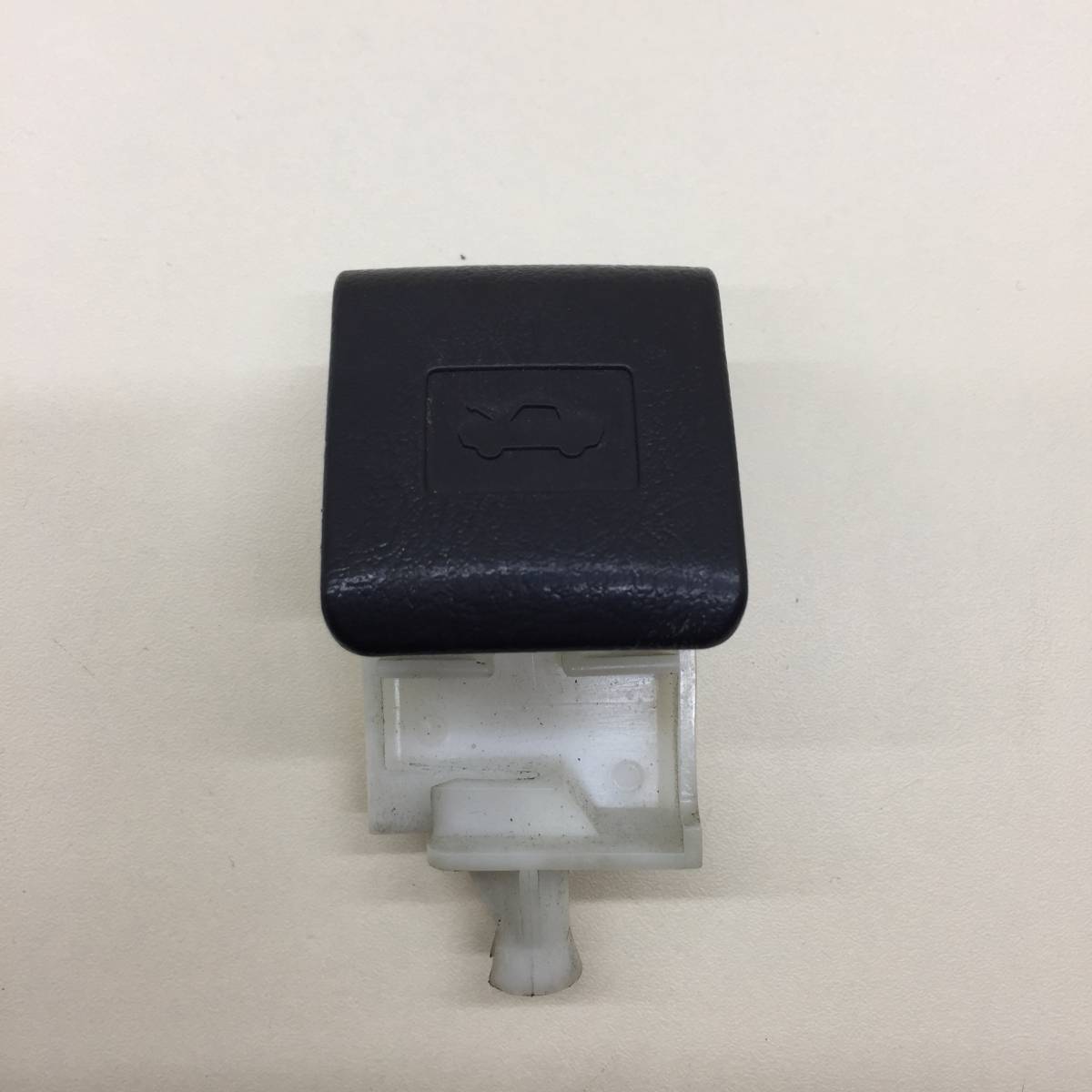 Ручка открывания капота Toyota Corolla E150 2006-2013