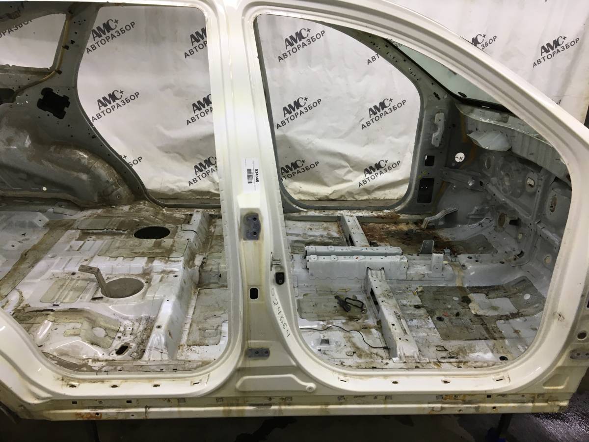 Порог со стойкой правый Hyundai ix55 2007-2013