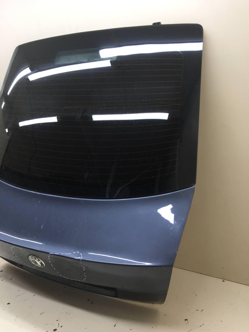 Дверь багажника со стеклом Skoda Octavia (A5 1Z-) 2004-2013 Дверь багажника со стеклом Skoda Octavia (A5 1Z-) 2004-2013