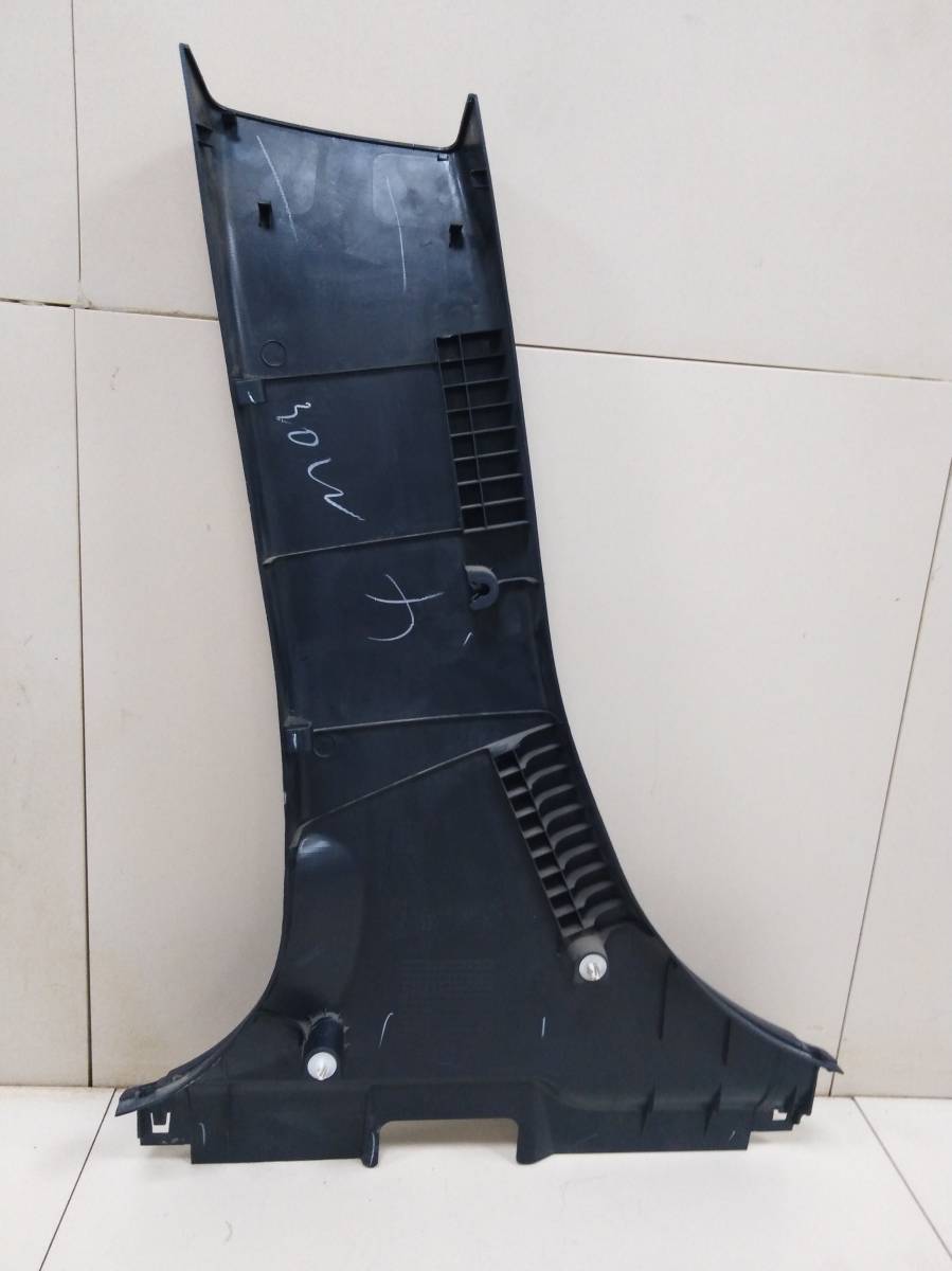 Обшивка стойки Mitsubishi Lancer X (CX, CY)  2007>