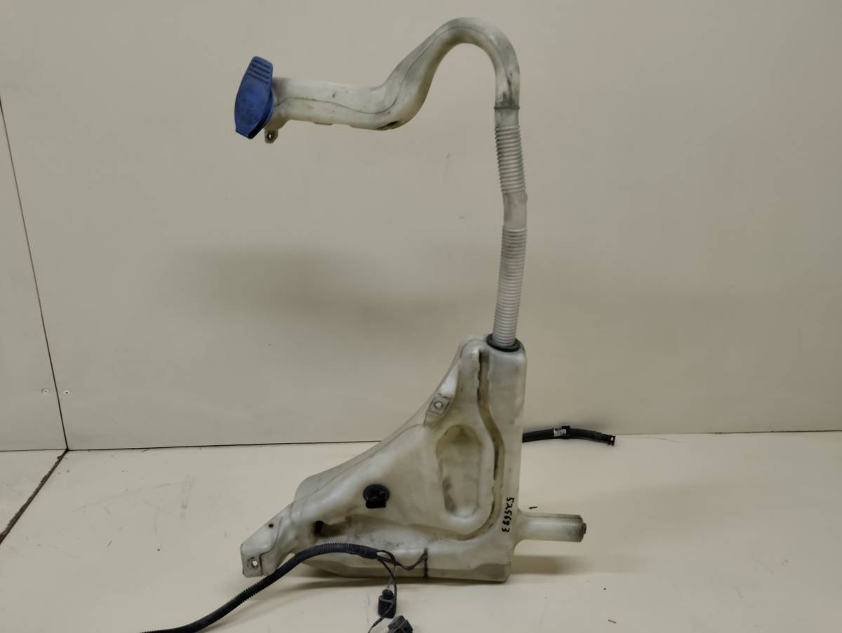 Бачок омывателя Audi Q7 (4L) 2005-2015