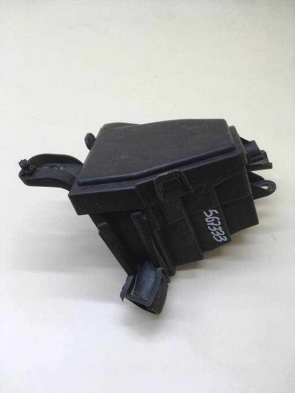 Корпус блока предохранителей Renault Duster (HSA, HSM) 2012> Корпус блока предохранителей Renault Duster (HSA, HSM) 2012>