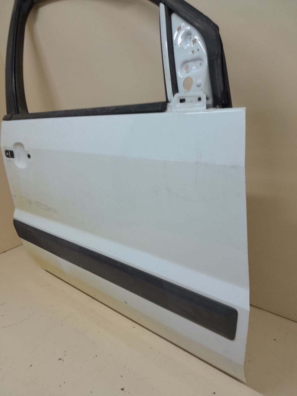 Дверь передняя правая Ford Fusion (JU) 2002-2012 Дверь передняя правая Ford Fusion (JU) 2002-2012