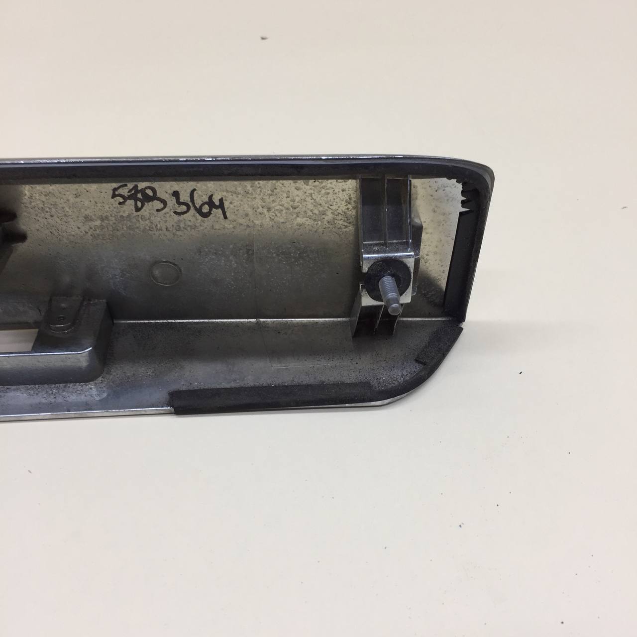 Накладка крышки багажника Chevrolet Orlando (J309) 2011-2015