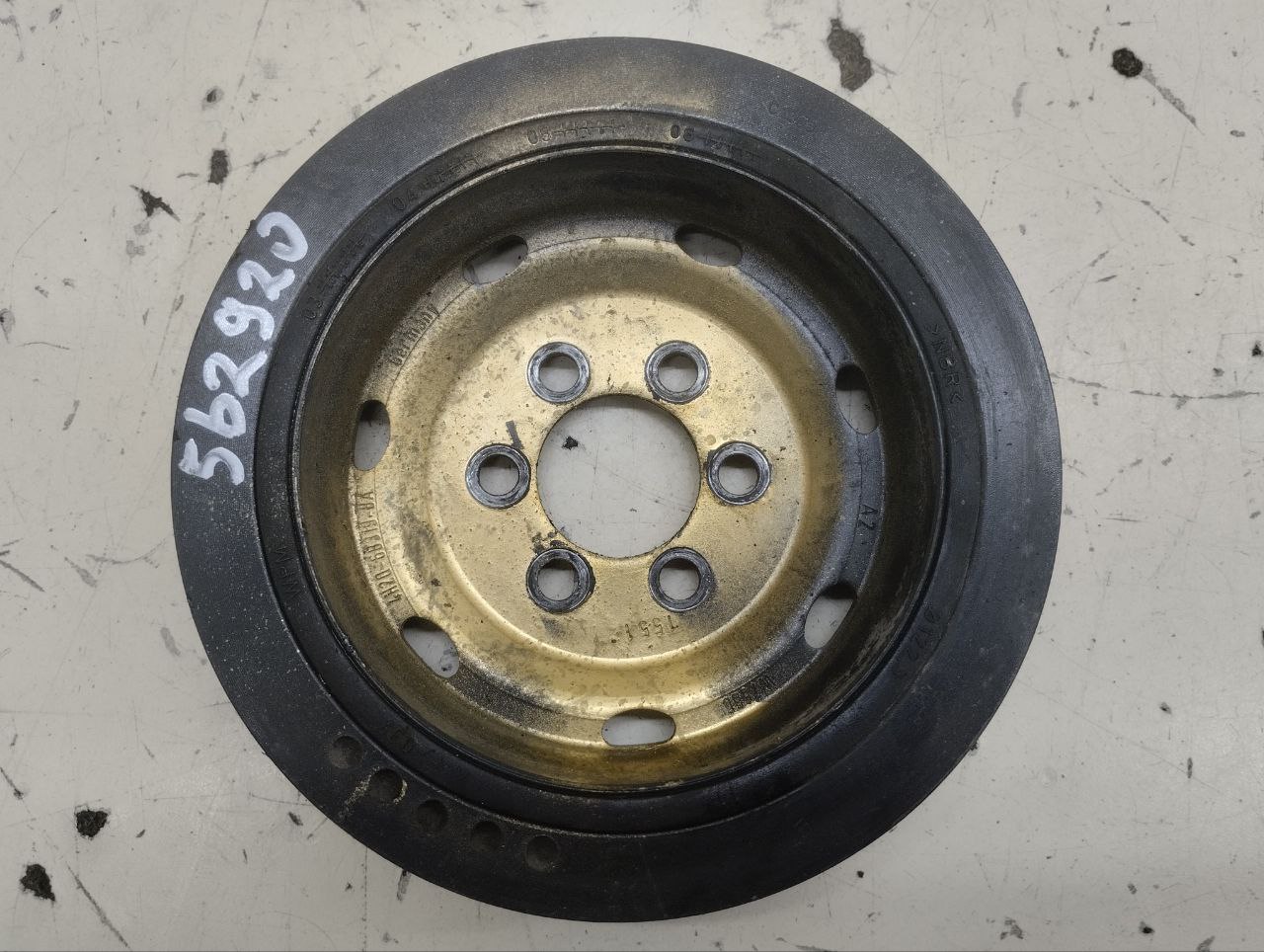Шкив коленвала Land Rover Discovery 3 (L319) 2004-2009 Шкив коленвала Land Rover Discovery 3 (L319) 2004-2009