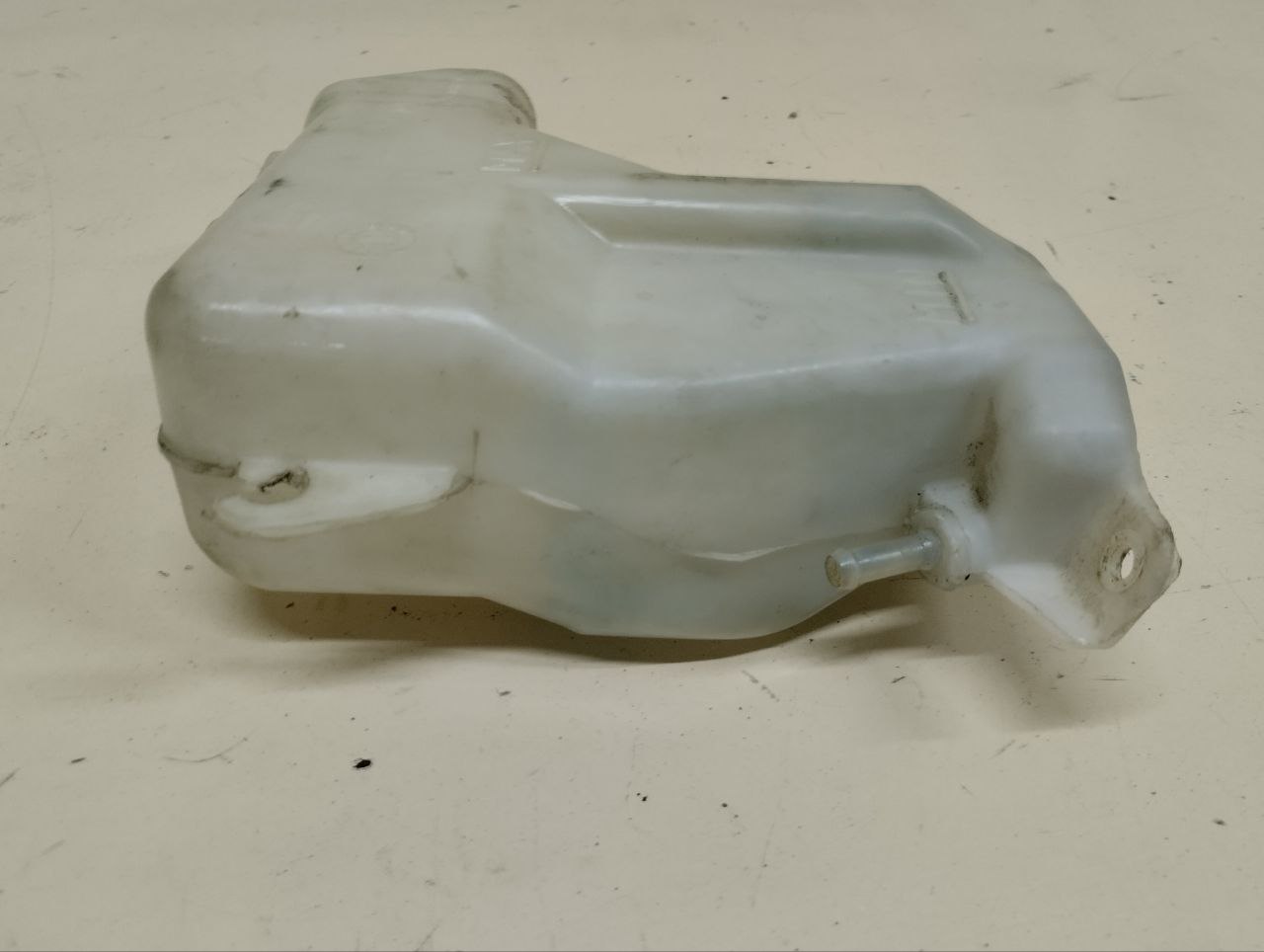 Бачок расширительный Nissan Almera (N16) 2000-2006 Бачок расширительный Nissan Almera (N16) 2000-2006