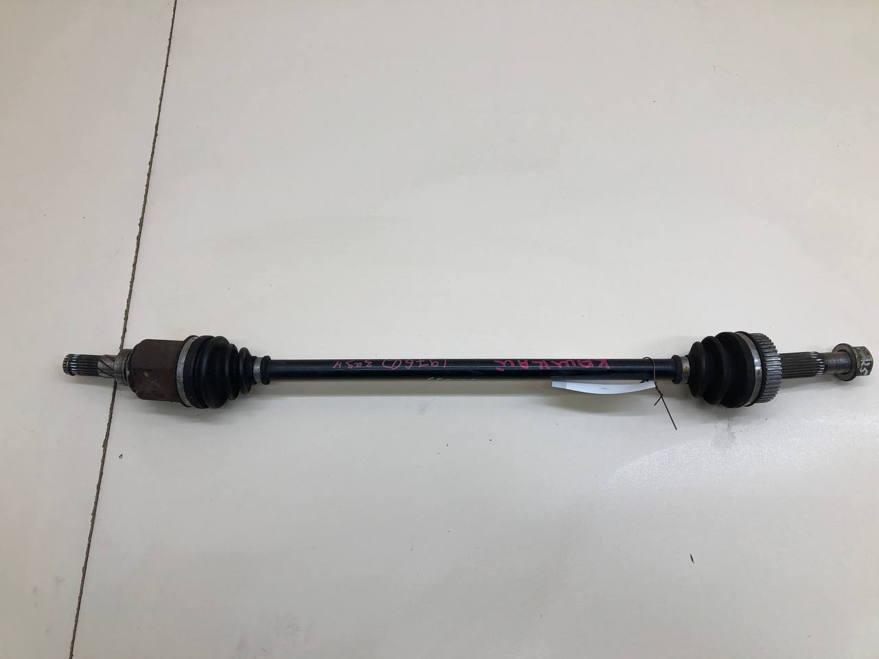 Полуось задняя левая Nissan Qashqai (J10) 2006-2013 Полуось задняя левая Nissan Qashqai (J10) 2006-2013