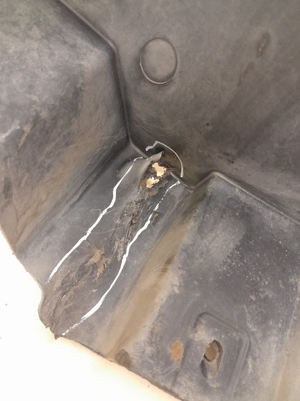 Локер передний правый Chevrolet Cobalt (T250) 2011-2015 Локер передний правый Chevrolet Cobalt (T250) 2011-2015