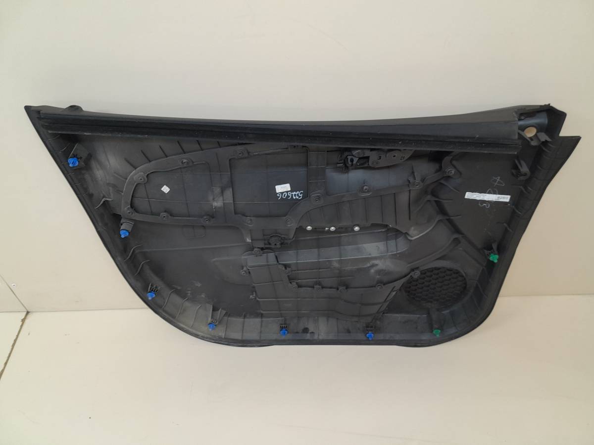 Обшивка двери передней правой Chevrolet Aveo T300 2011>
