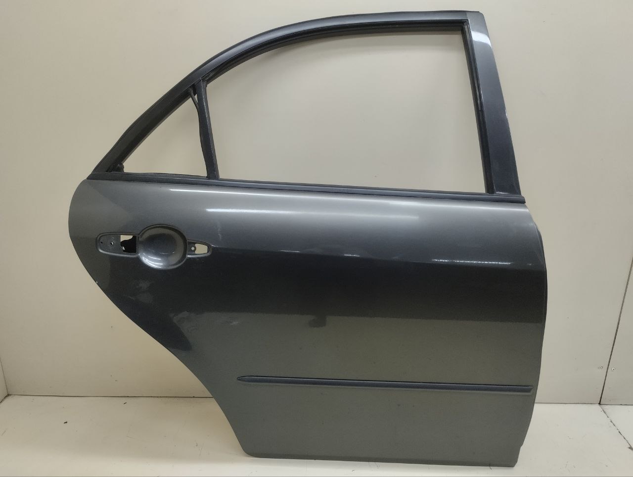 Дверь задняя правая Mazda Mazda 6 (GG) 2002-2007 Дверь задняя правая Mazda Mazda 6 (GG) 2002-2007