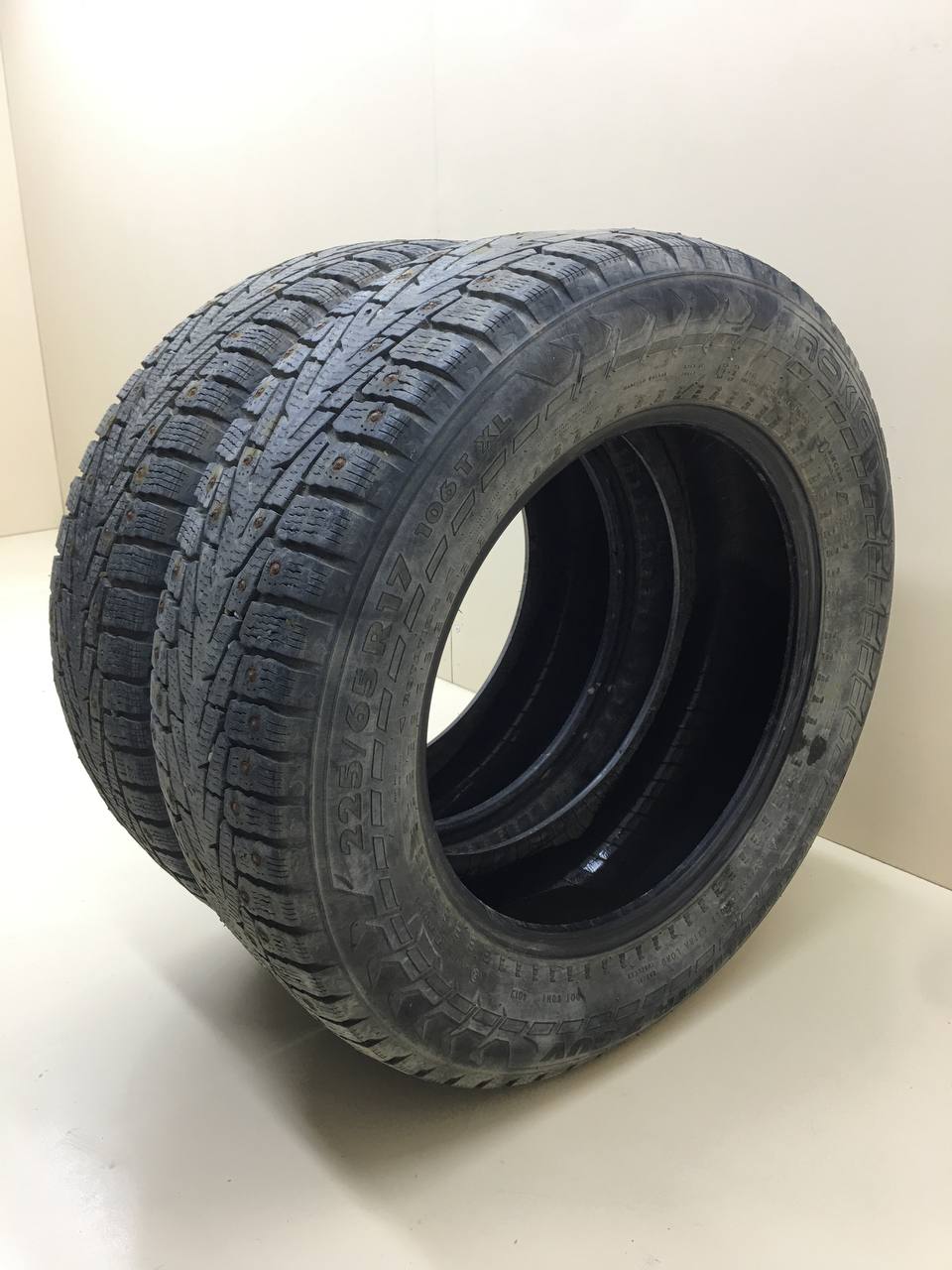Шины R17 Зимние шипованные Nokian Hakkapelita 7 suv. 