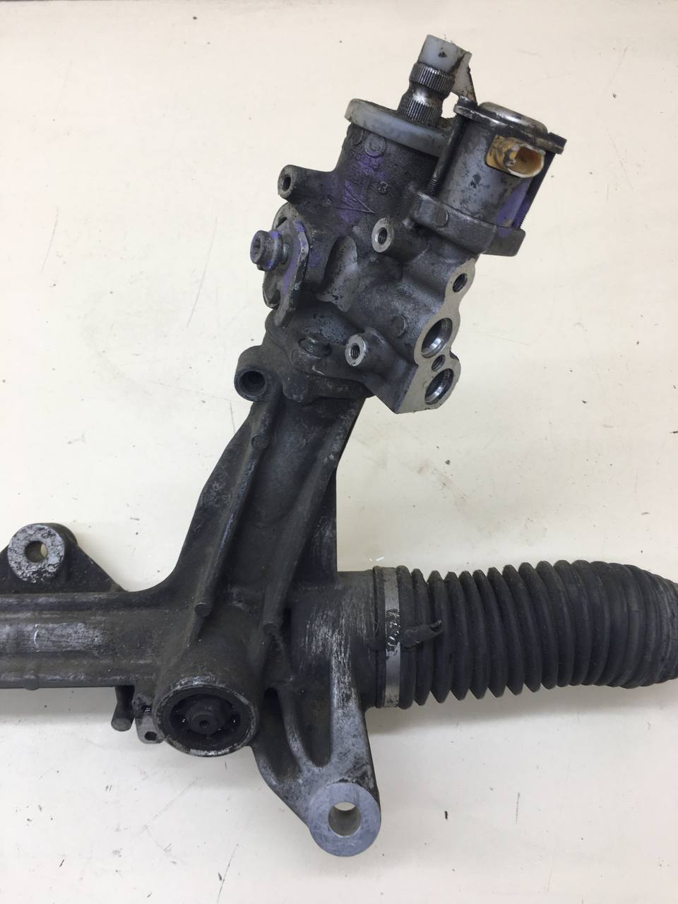 Рейка рулевая BMW 7-Series F01,F02 2008-2015 Рейка рулевая BMW 7-Series F01,F02 2008-2015