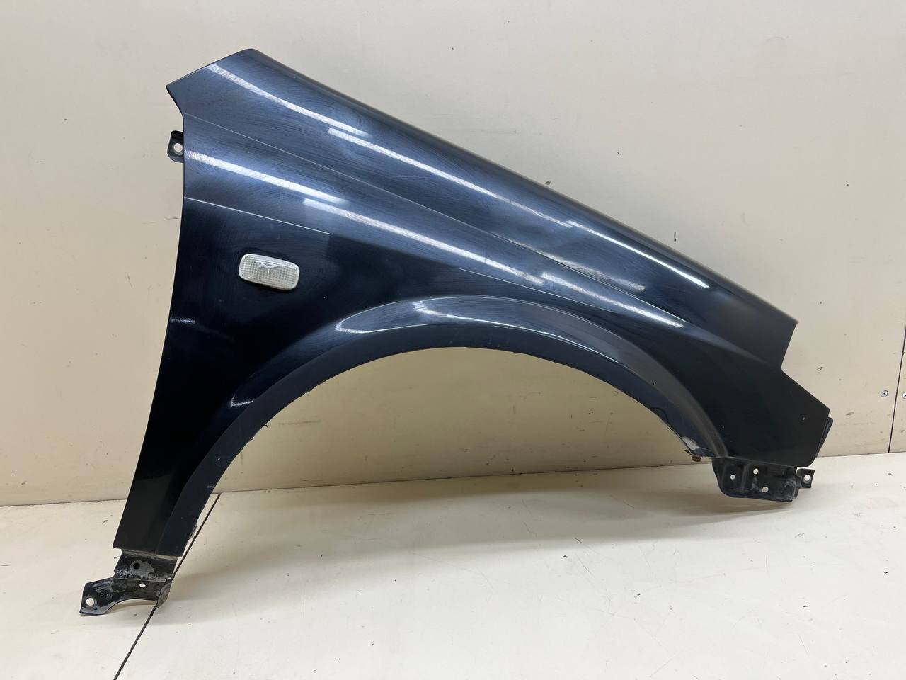 Крыло переднее правое Nissan Primera (P12) 2002-2007