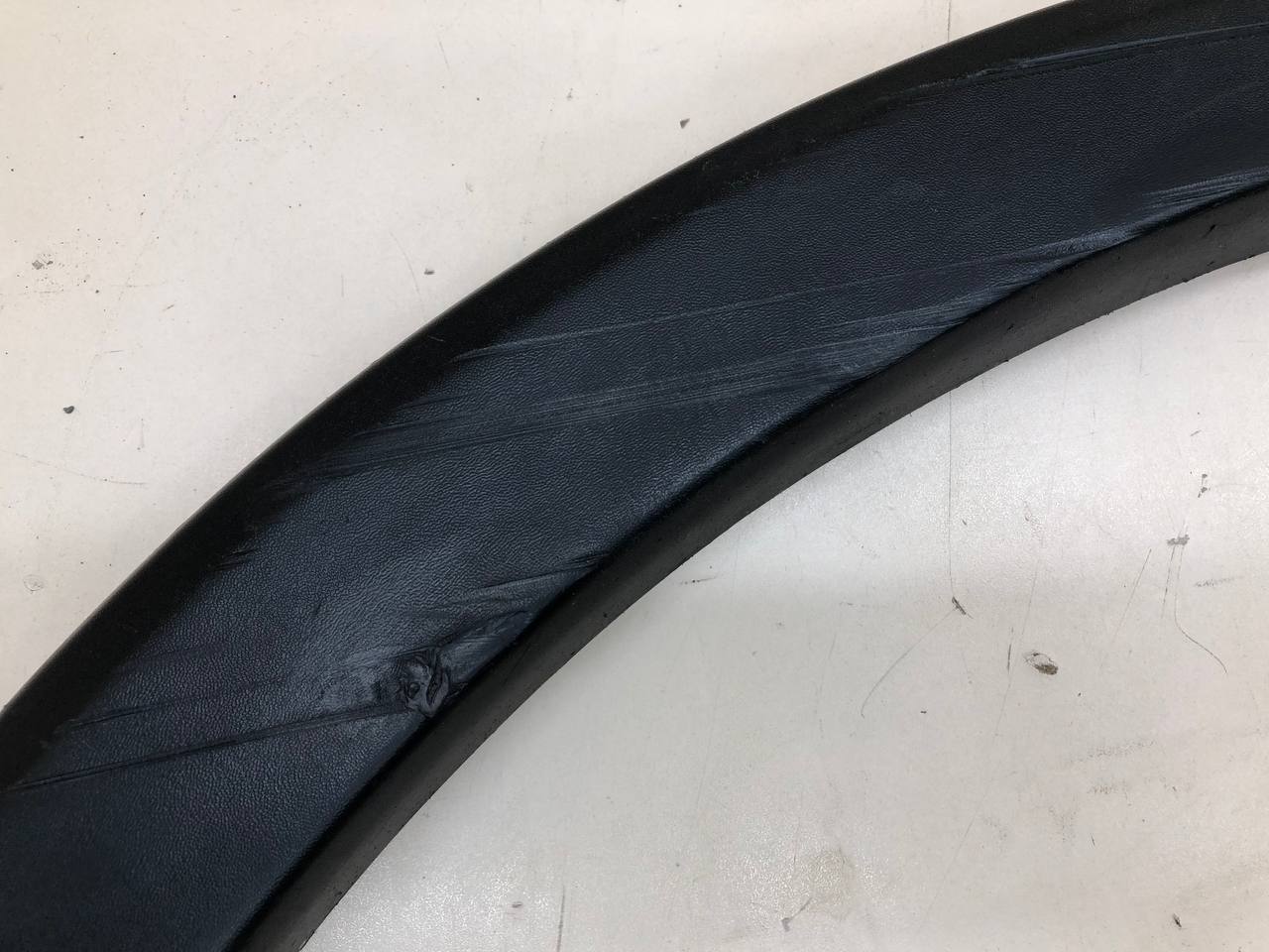 Накладка заднего крыла правого Toyota Rav 4 (XA40) 2013-2019