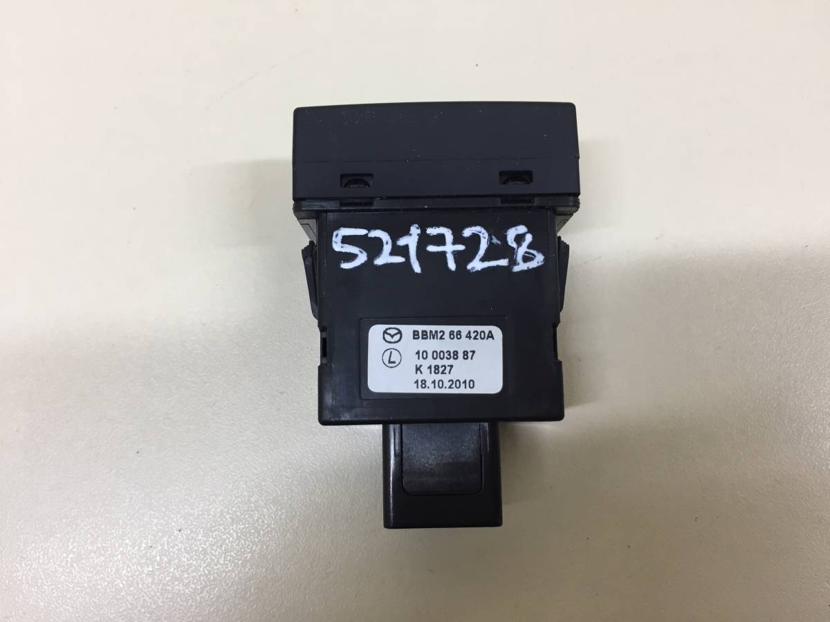 Кнопка обогрева сидений Mazda Mazda 3 (BL) 2009-2013