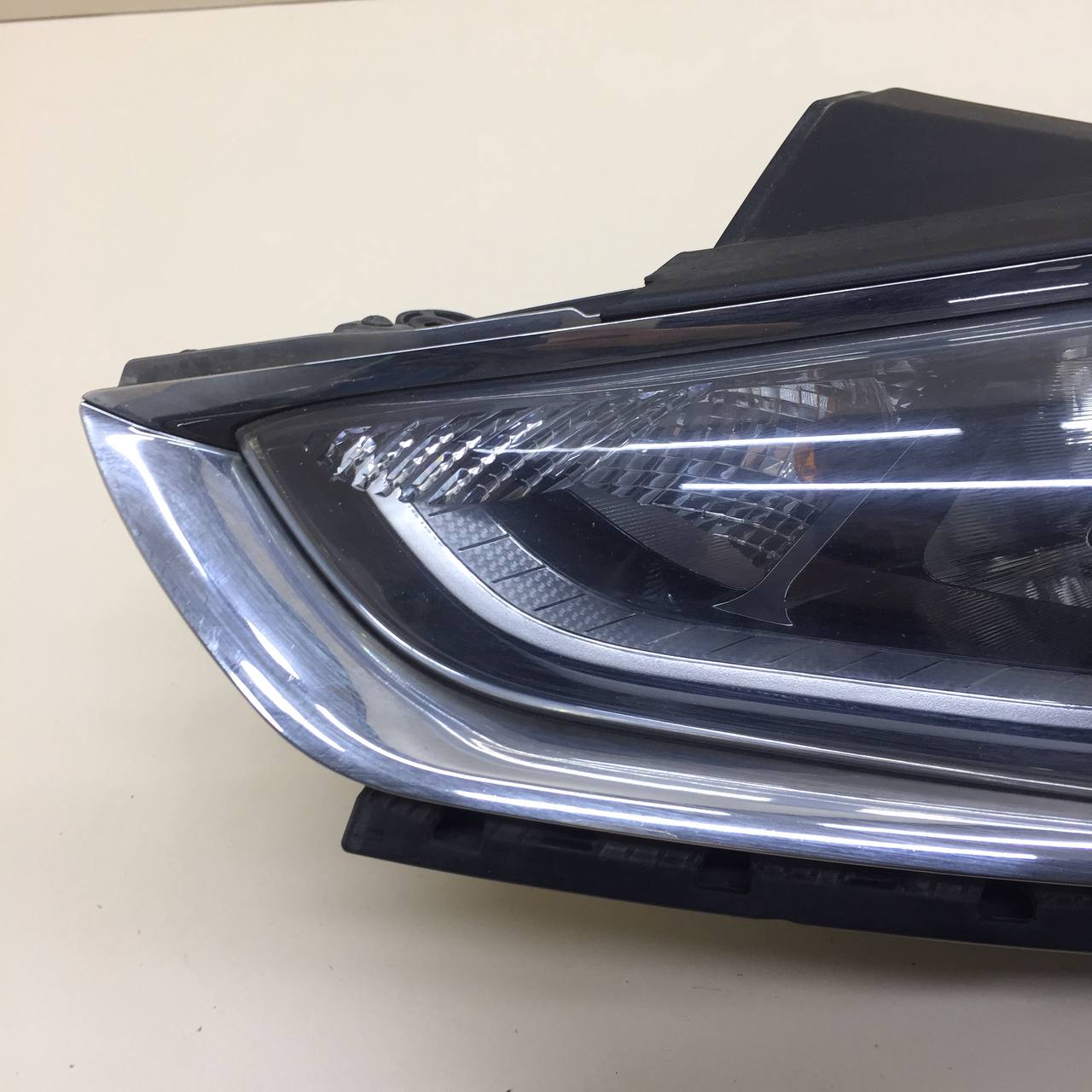 Фара левая Hyundai Sonata 7 (LF) 2017-2019 Фара левая Hyundai Sonata 7 (LF) 2017-2019