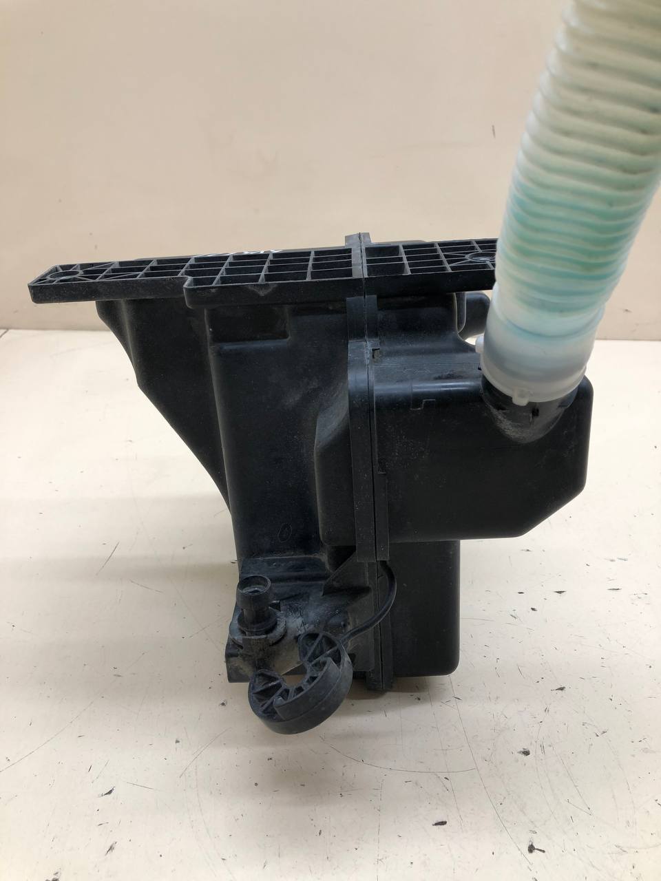 Бачок омывателя лобового стекла Skoda Rapid 2019>