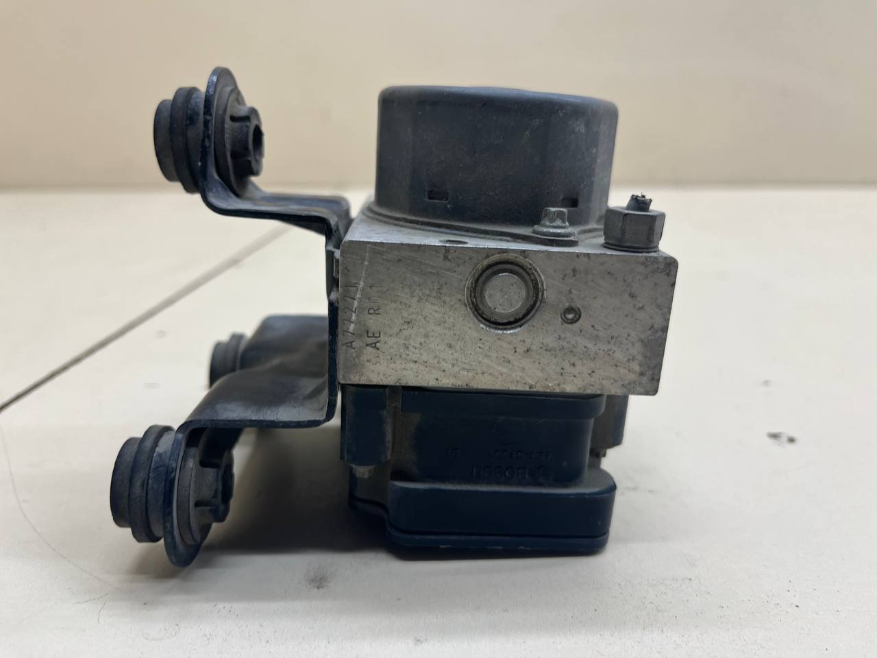 Блок ABS (насос) Volkswagen Polo (MK5) 2011-2020