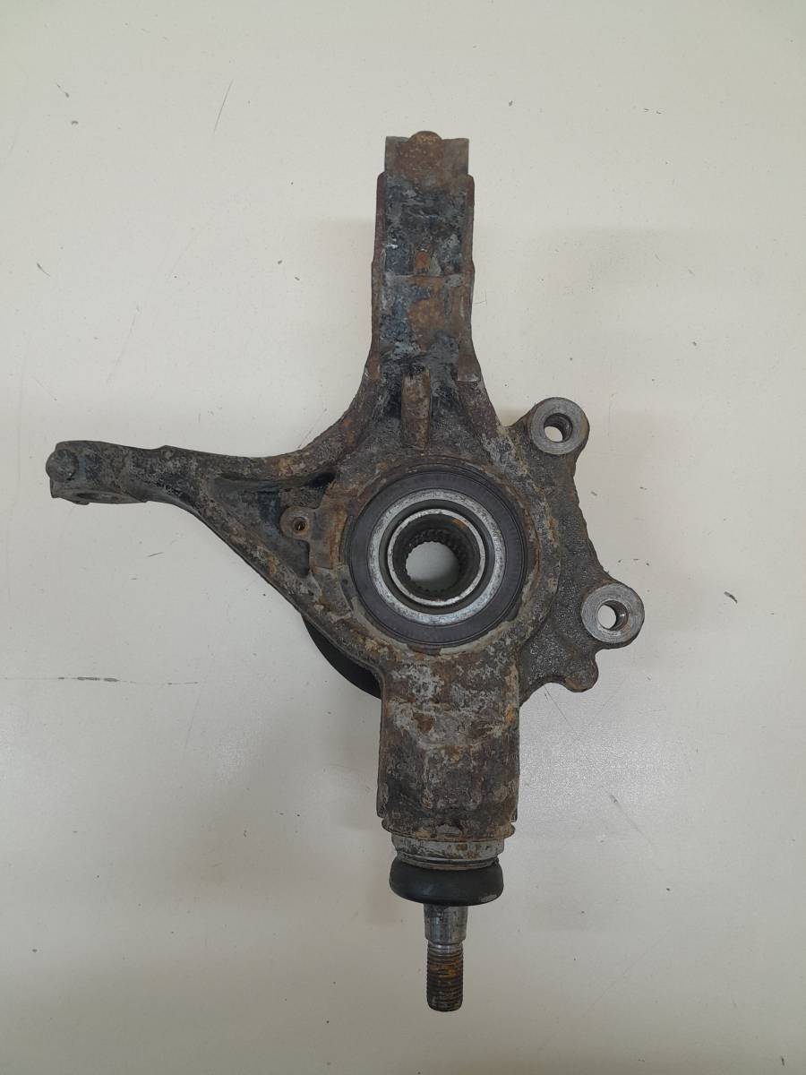 Кулак поворотный передний левый Citroen C4 2011>