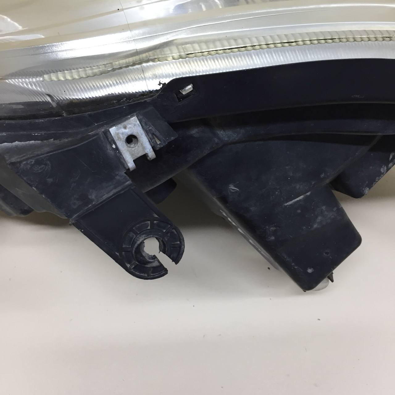 Фара правая Chevrolet Cobalt (T250) 2011-2015 Фара правая Chevrolet Cobalt (T250) 2011-2015
