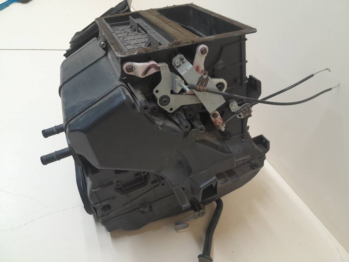 Корпус отопителя Nissan Almera (N16) 2000-2006 Корпус отопителя Nissan Almera (N16) 2000-2006