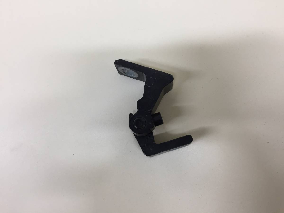 Петля двери Volkswagen Polo (MK5) 2011-2020
