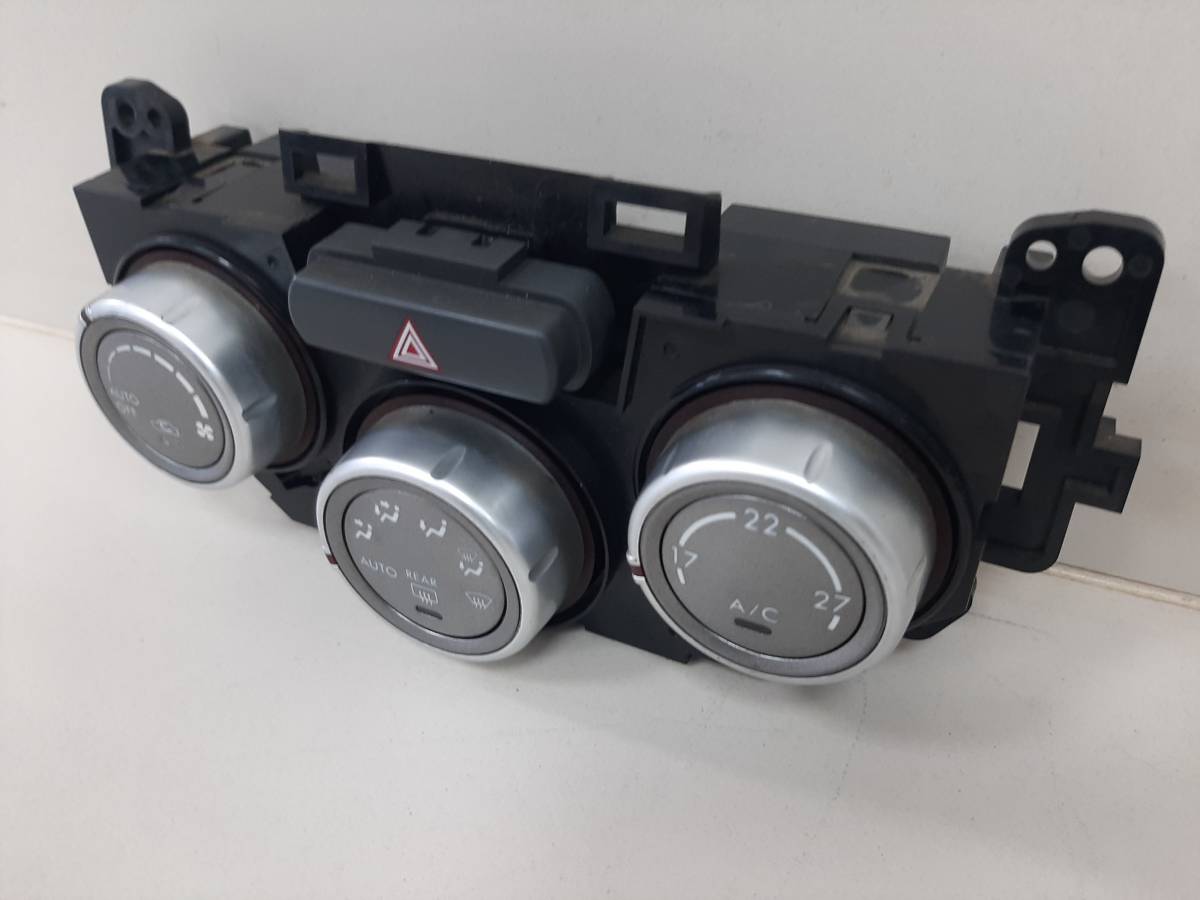 Блок управления климатической установкой Subaru Impreza (G12) 2007-2012 Блок управления климатической установкой Subaru Impreza (G12) 2007-2012